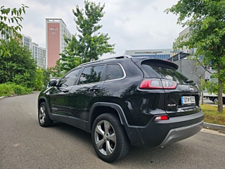 JEEP CHEROKEE KL 2021