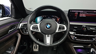 BMW 5-SERIES G30 2020