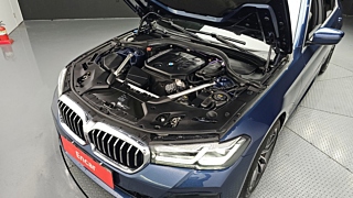 BMW 5-SERIES G30 2020