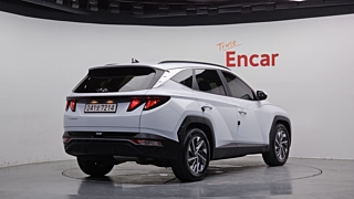 HYUNDAI TUCSON NX4 2022