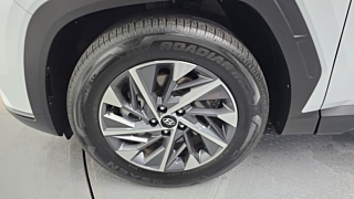 HYUNDAI TUCSON NX4 2022