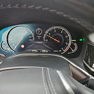 BMW 7-SERIES G11 2018