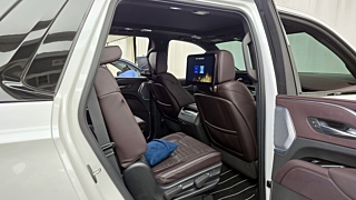 CADILLAC ESCALADE 2023