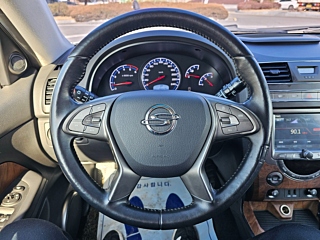 SSANGYONG REXTON W 2016