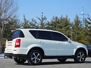 SSANGYONG REXTON W 2016