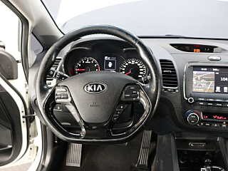 KIA K3 2016
