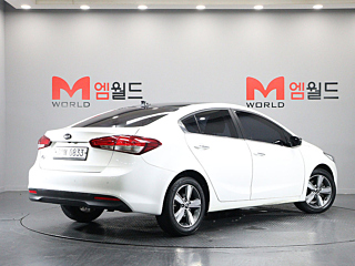 KIA K3 2016