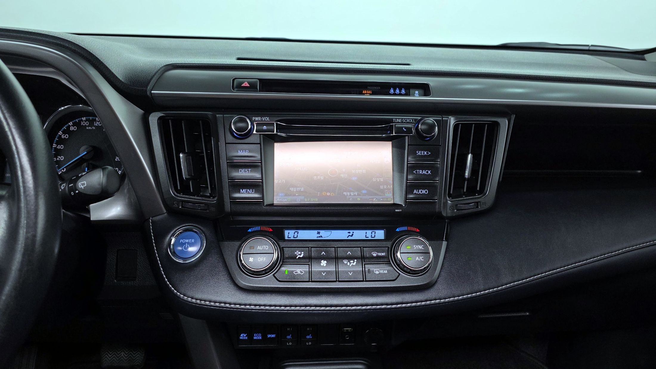 TOYOTA RAV4 2018