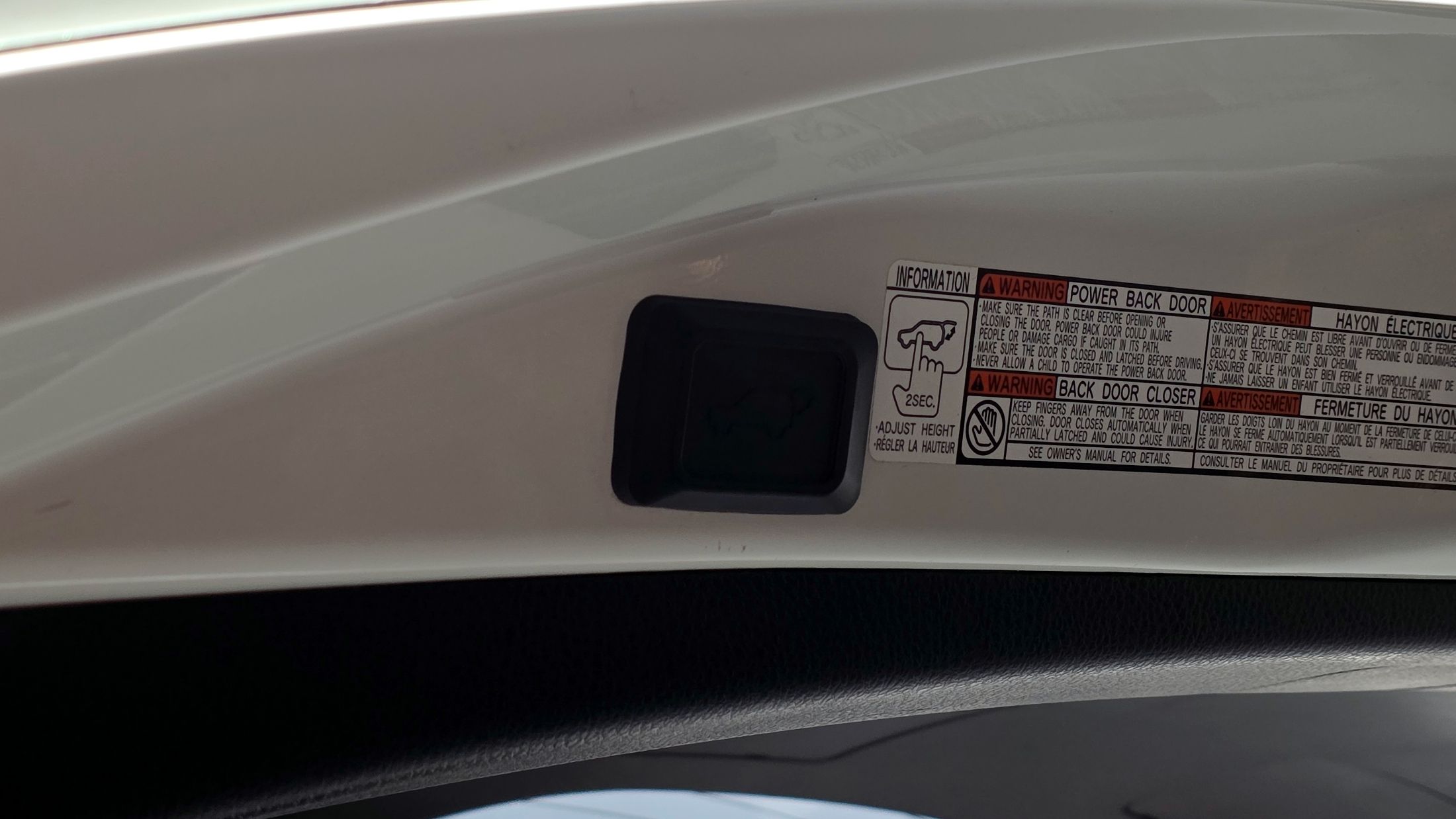 TOYOTA RAV4 2018