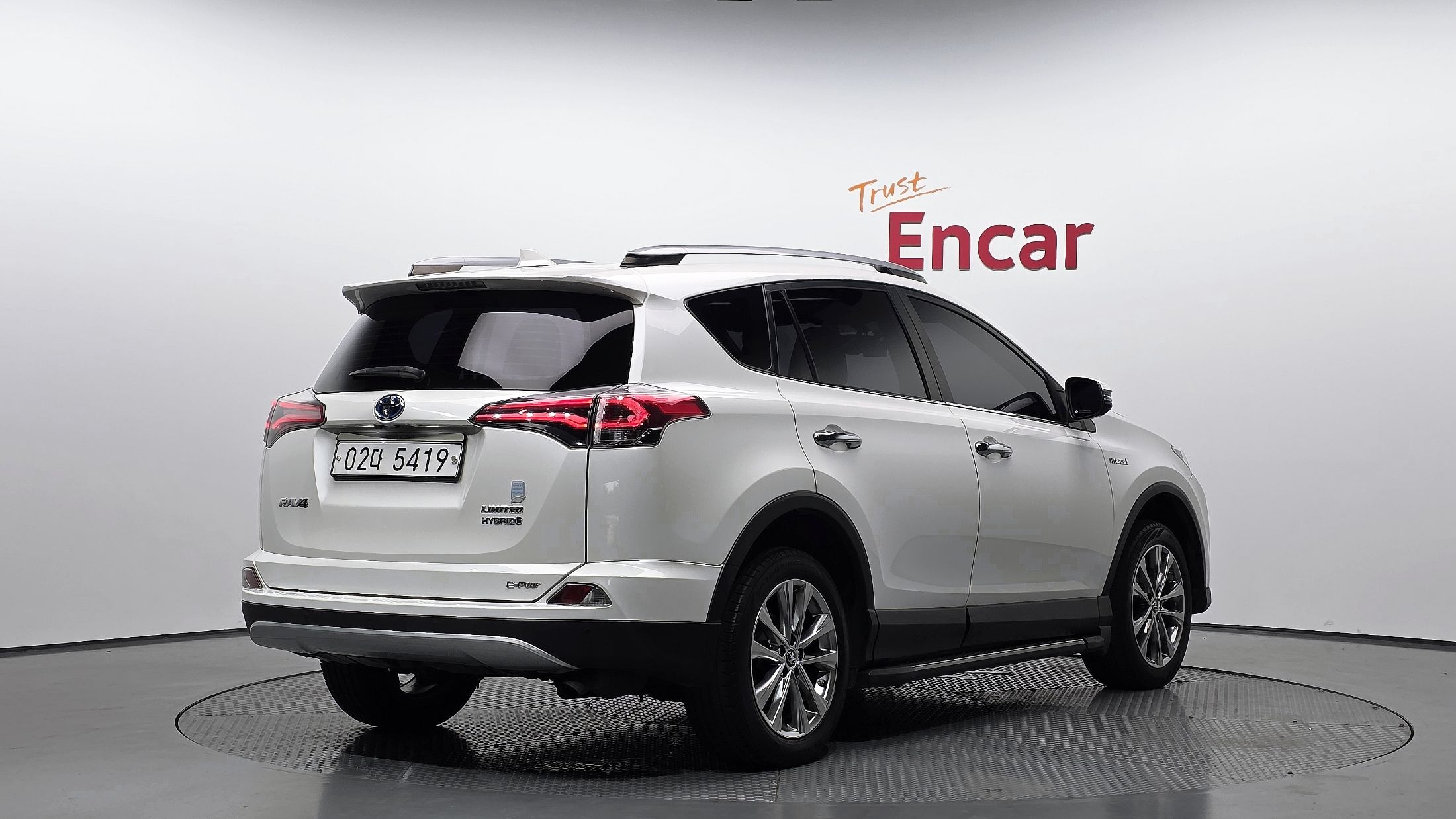 TOYOTA RAV4 2018
