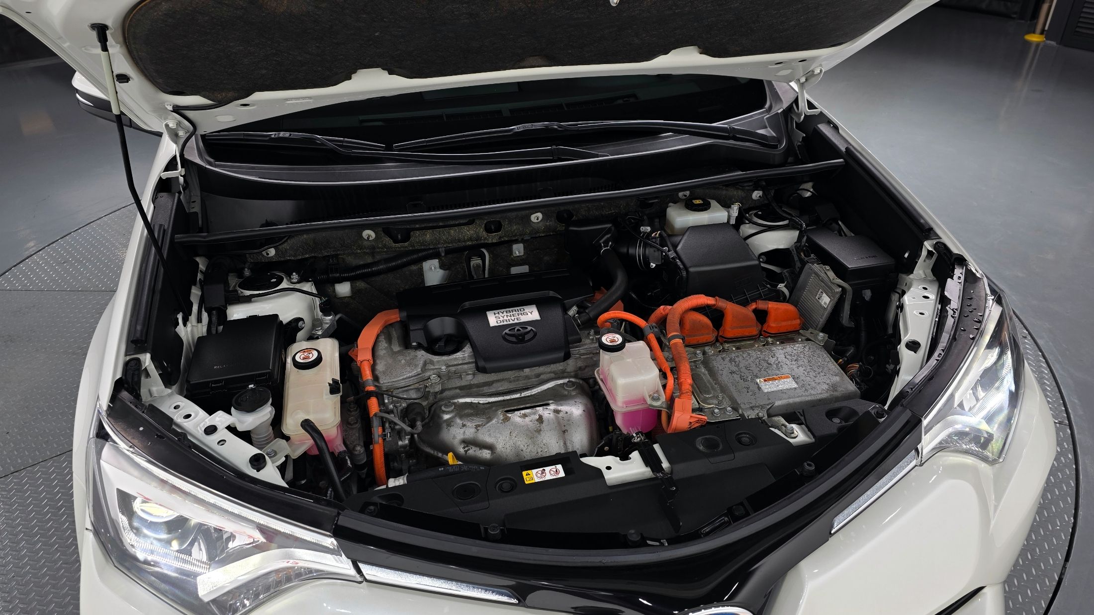 TOYOTA RAV4 2018
