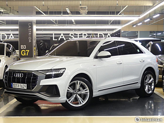 AUDI Q8 4M 2022