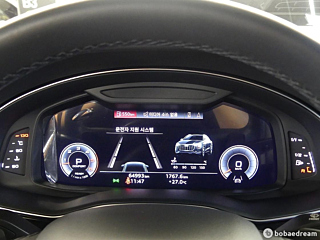 AUDI Q8 4M 2022