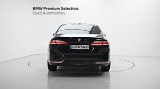 BMW 5-SERIES G60 2024