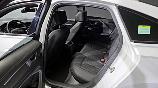 AUDI A6 C8 2023