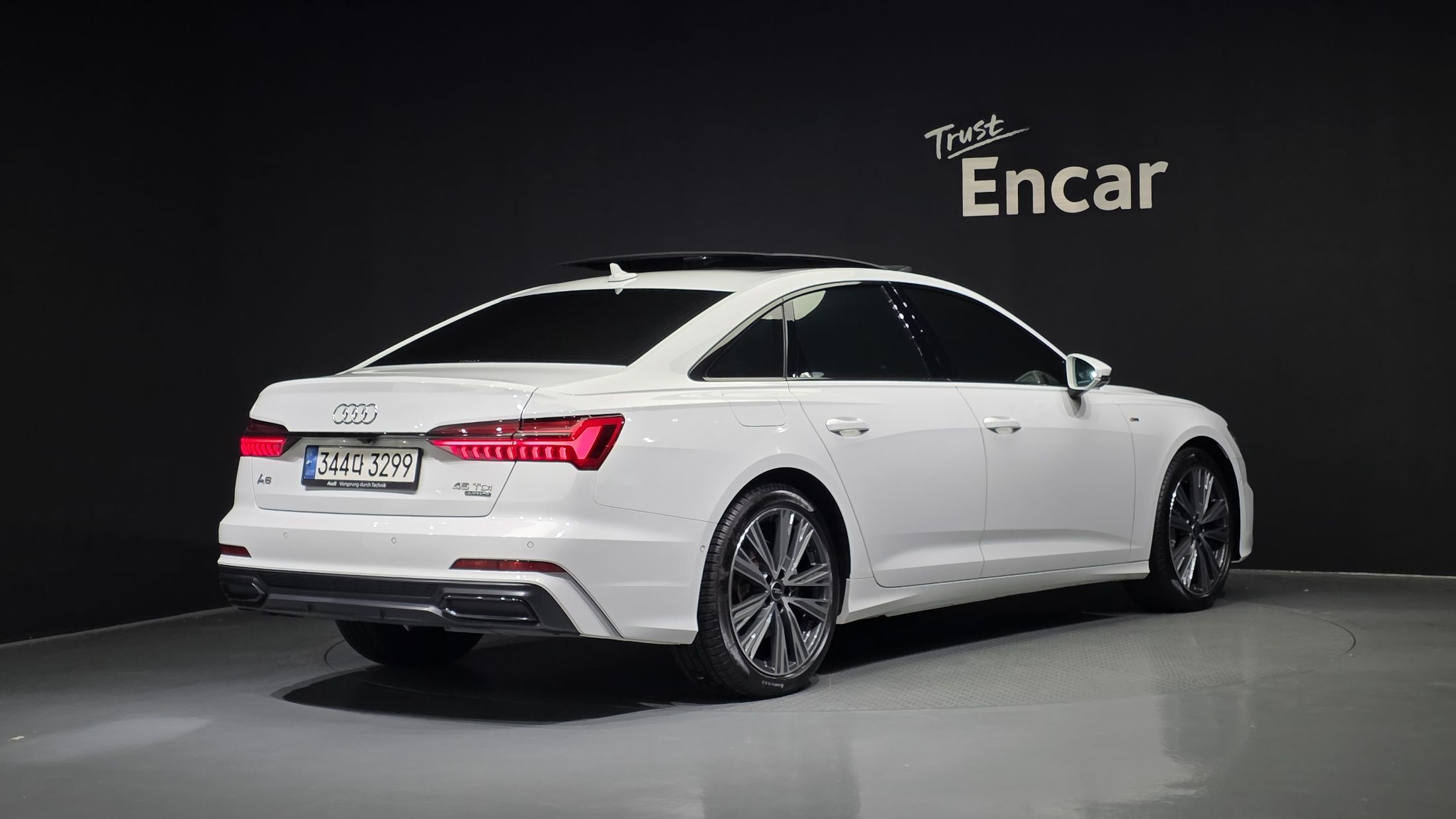 AUDI A6 C8 2023