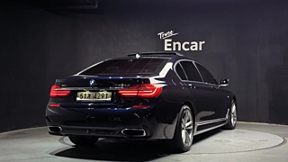 BMW 7-SERIES G11 2017