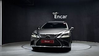LEXUS LS500 2018