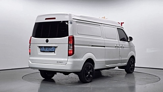 Xin yuan ET VAN 2022