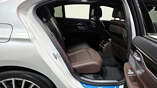 BMW 7-SERIES G11 2022