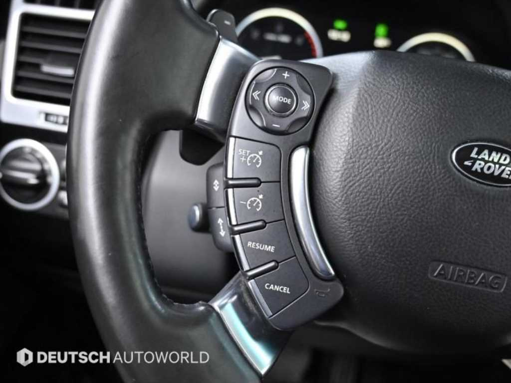 LAND ROVER RANGE ROVER 2011