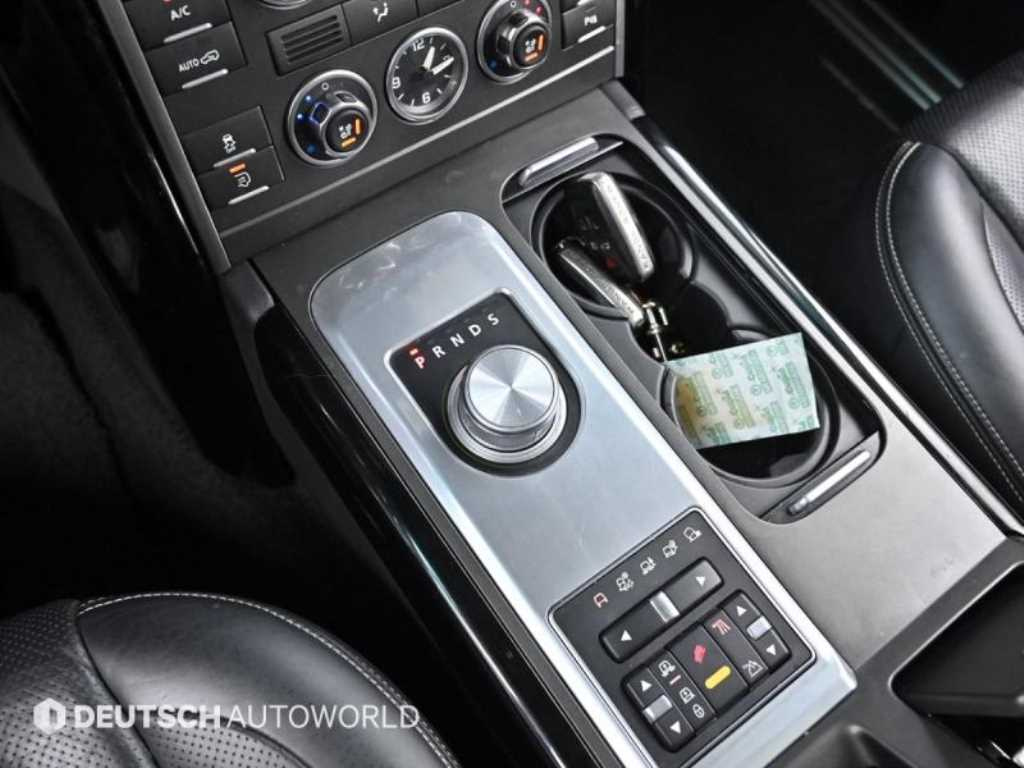 LAND ROVER RANGE ROVER 2011