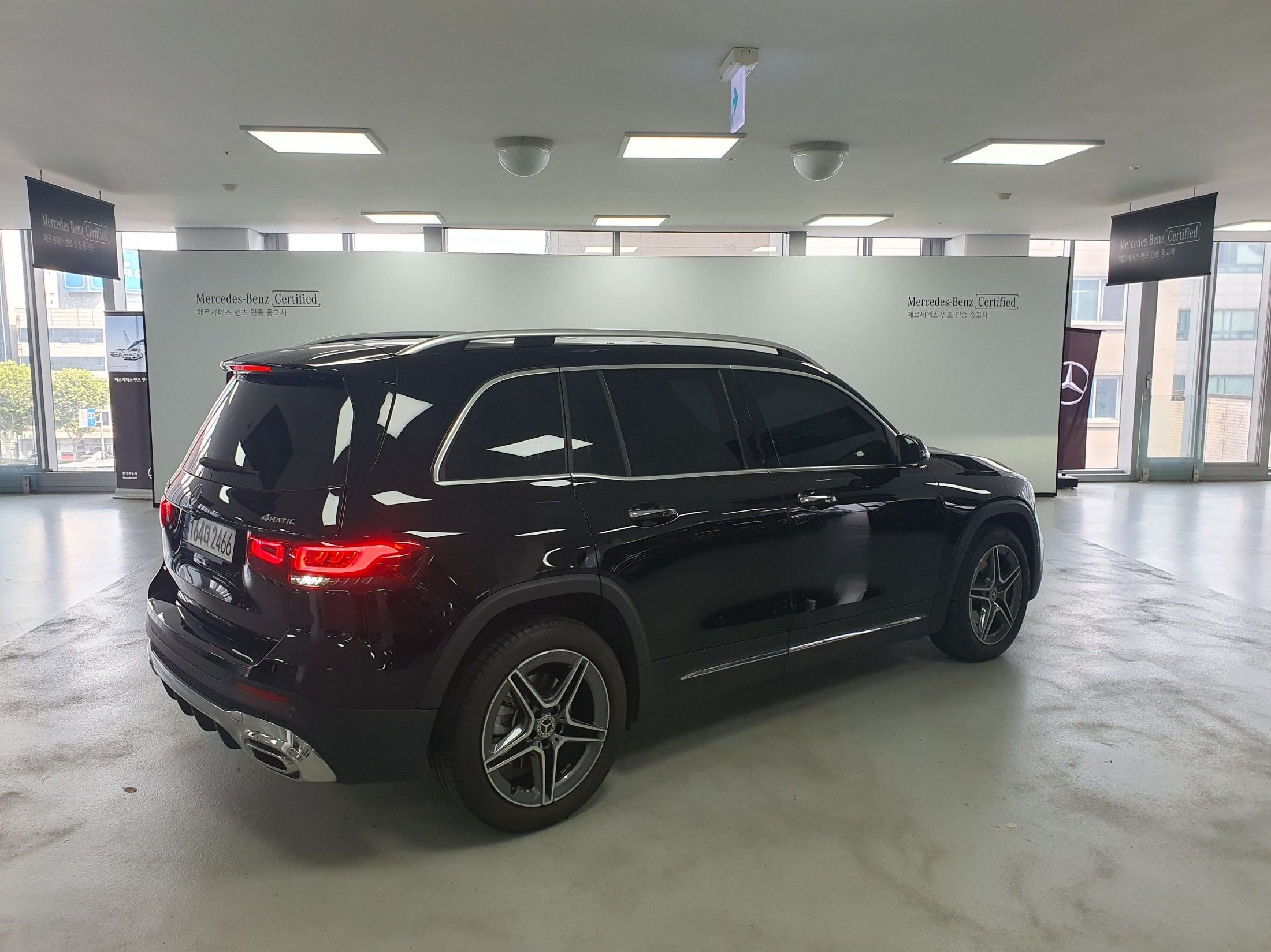 MERCEDES BENZ GLB-CLASS X247 2023