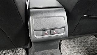 VOLKSWAGEN JETTA  7 GENERATION 1.5 TSI Prestige 2023