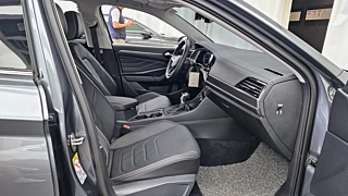 VOLKSWAGEN JETTA  7 GENERATION 1.5 TSI Prestige 2023
