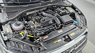 VOLKSWAGEN JETTA  7 GENERATION 1.5 TSI Prestige 2023