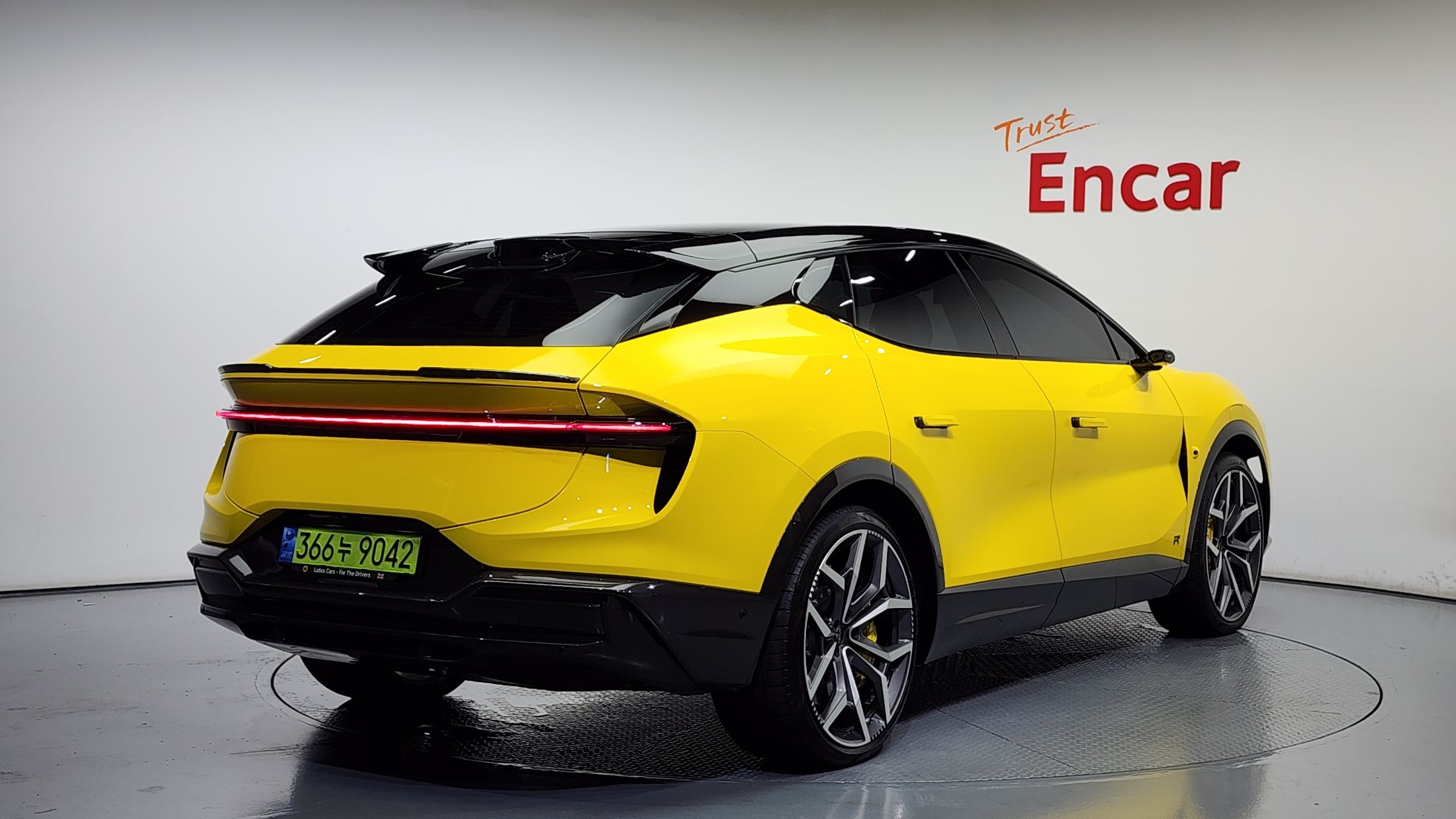 LOTUS ELETRE 2024