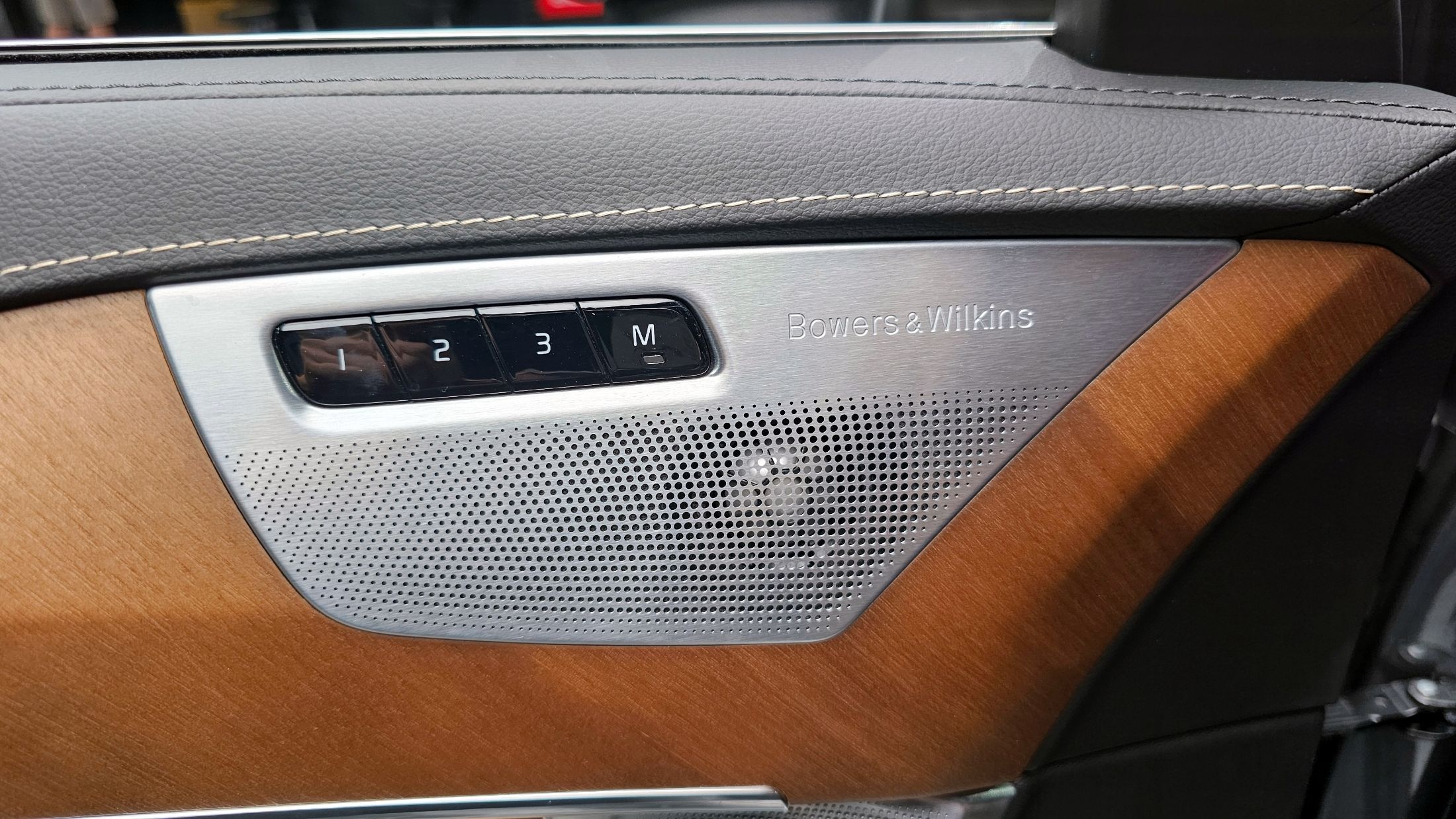 VOLVO XC90 2019