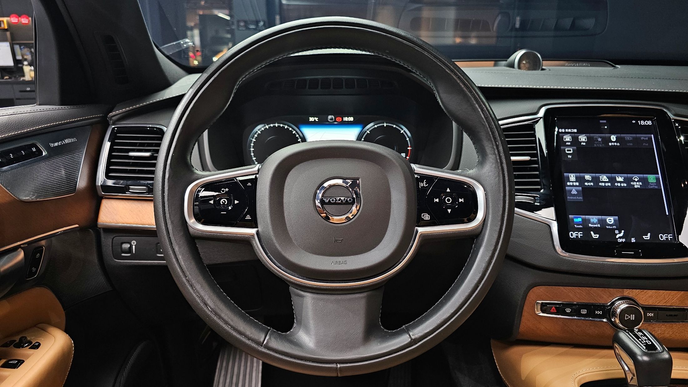VOLVO XC90 2019
