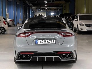 KIA STINGER 2017
