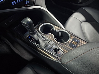 TOYOTA CAMRY XV70 2017