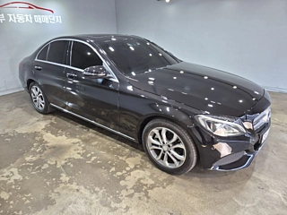 MERCEDES BENZ C-CLASS W205 2016