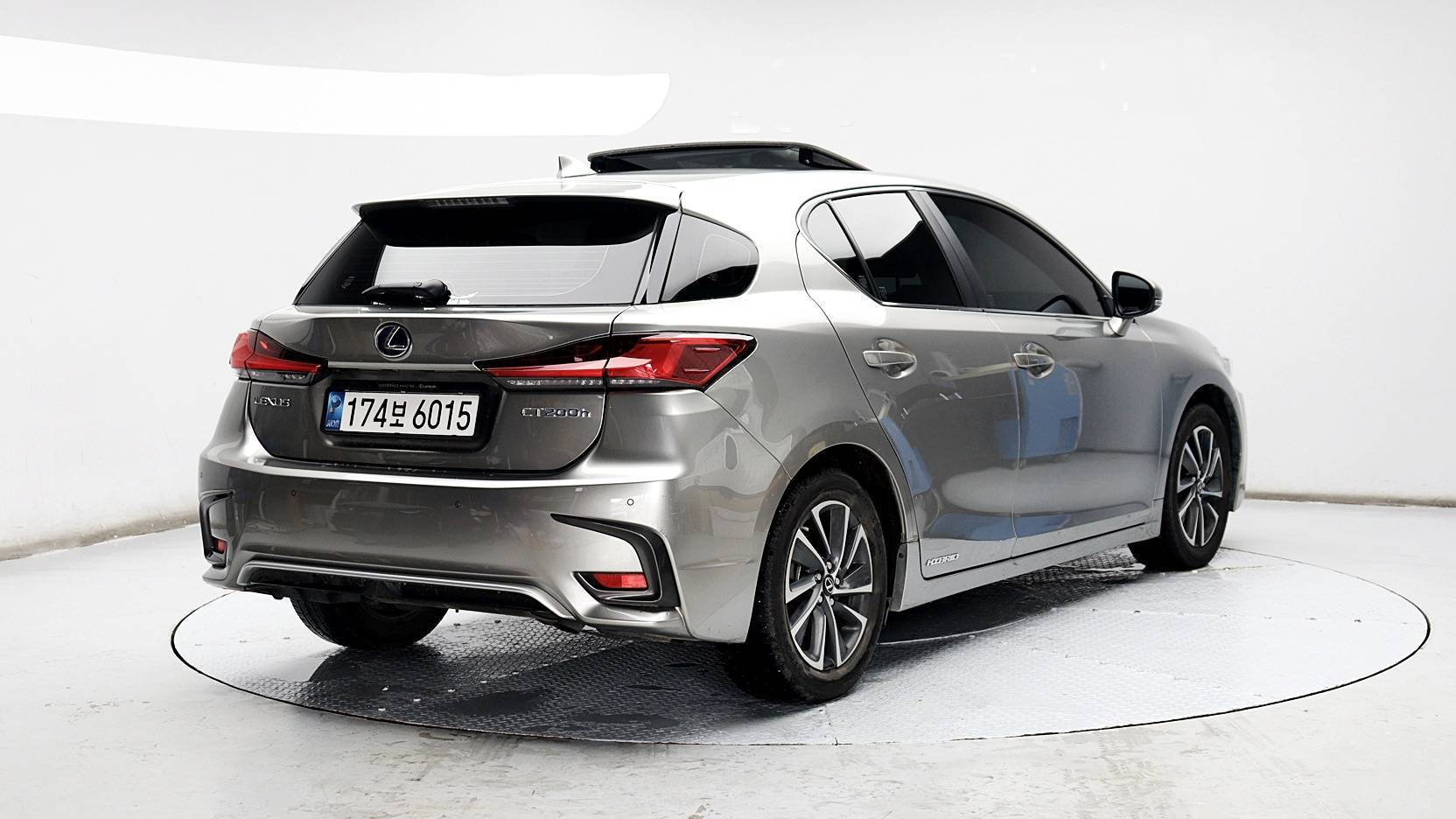 LEXUS CT200H 2019