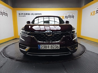 SAMSUNG QM6 2022