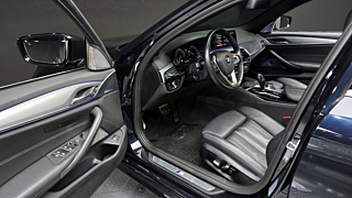 BMW 5-SERIES G30 2018