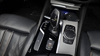 BMW 5-SERIES G30 2018