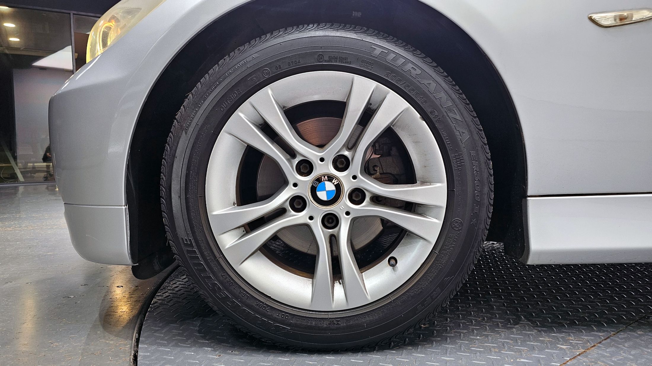 BMW 3-SERIES E90 2008