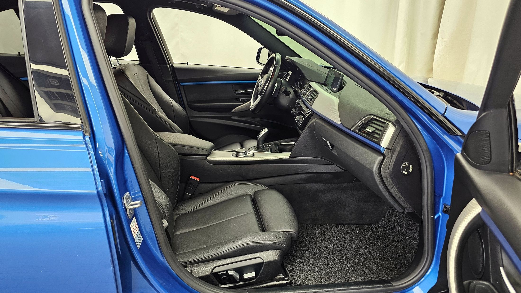 BMW 3-SERIES F30 2018