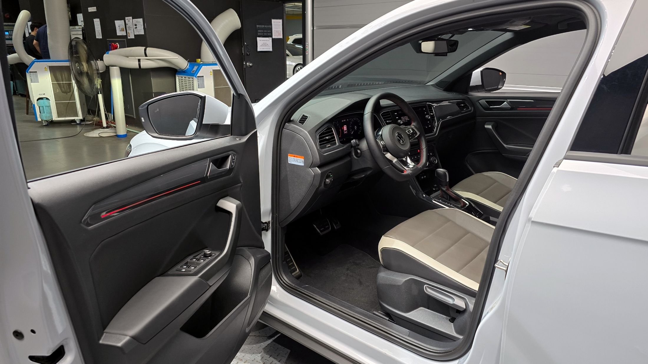 VOLKSWAGEN T-ROC 2021