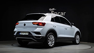 VOLKSWAGEN T-ROC 2021
