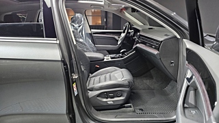 VOLKSWAGEN TOUAREG 2020