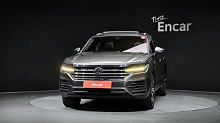 VOLKSWAGEN TOUAREG 2020