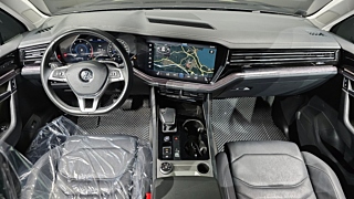 VOLKSWAGEN TOUAREG 2020