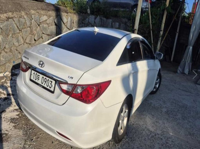 HYUNDAI SONATA THE BRILLIANT 2012