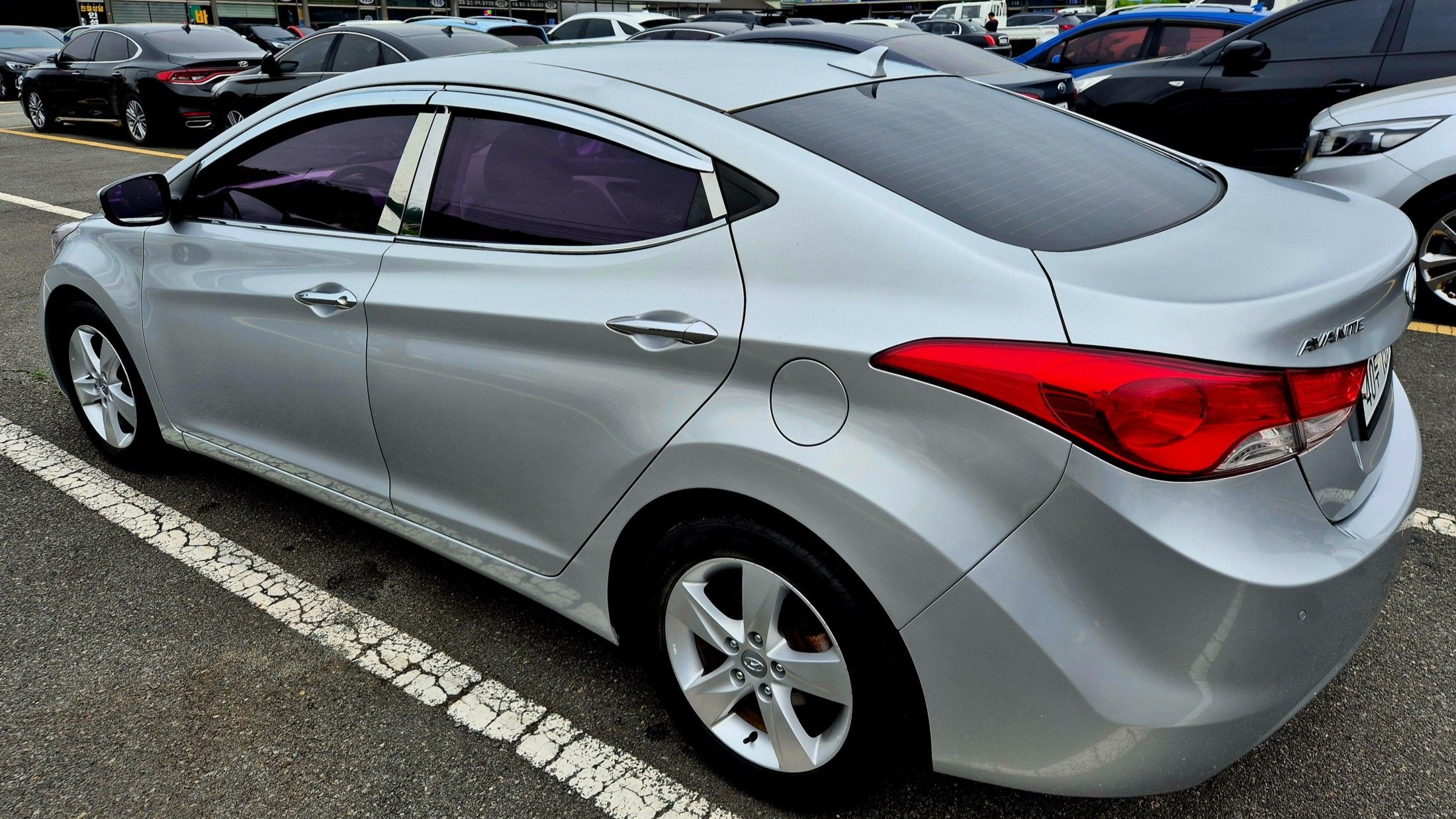 HYUNDAI AVANTE MD 2013