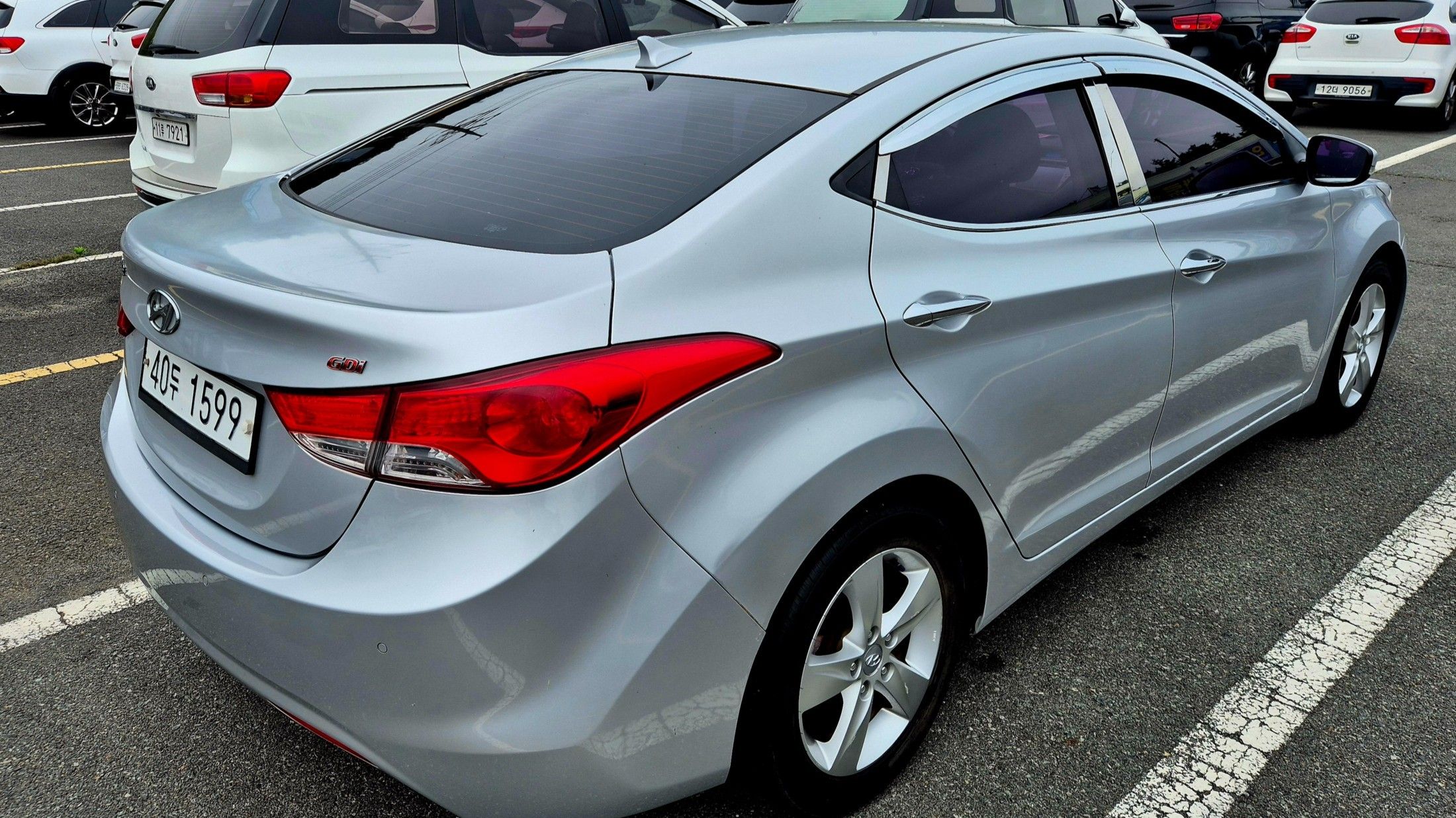 HYUNDAI AVANTE MD 2013